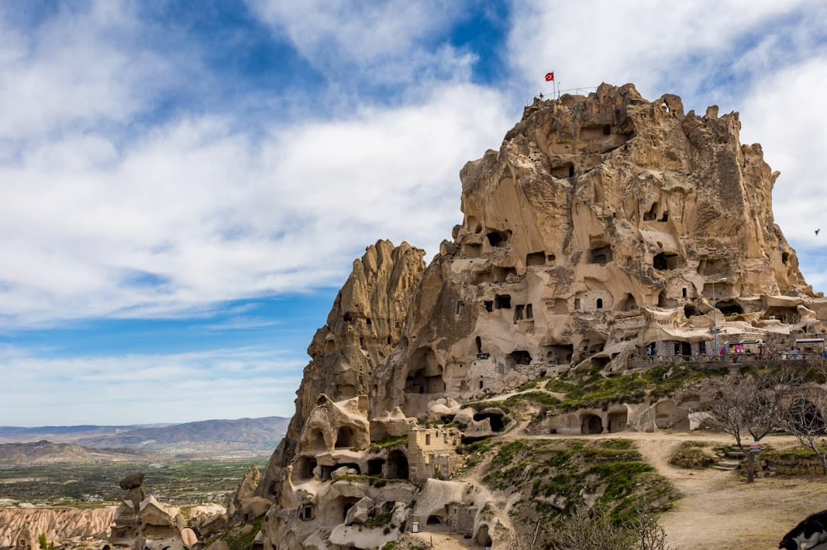 Uchisar Castle thumbnail 3