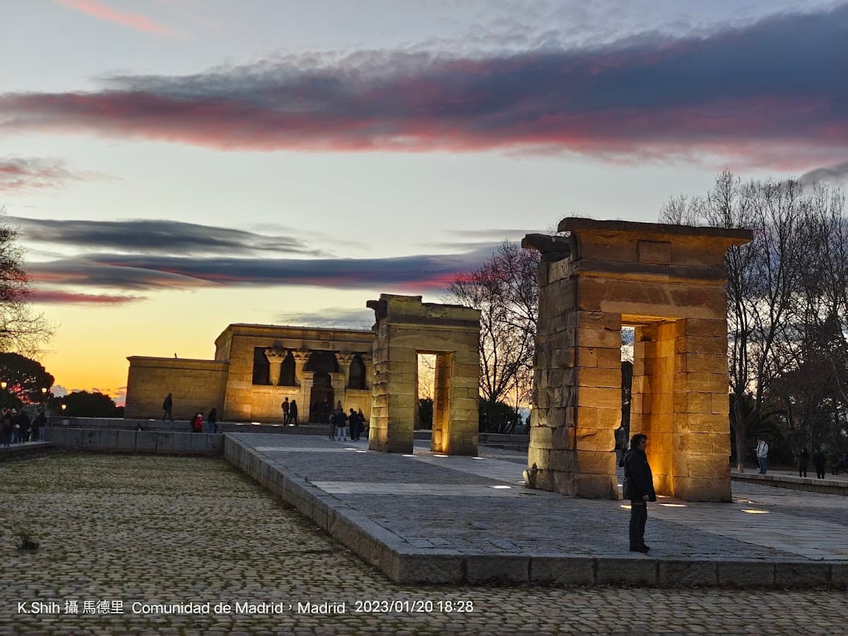 Temple of Debod thumbnail 2