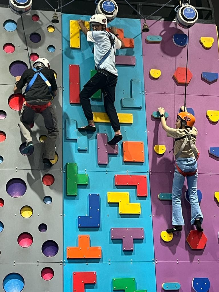 PUNO Jaipur - Trampoline Park | Adventure Park | Gaming Zone | Bowling in Jaipur | Vr Games | thumbnail 3