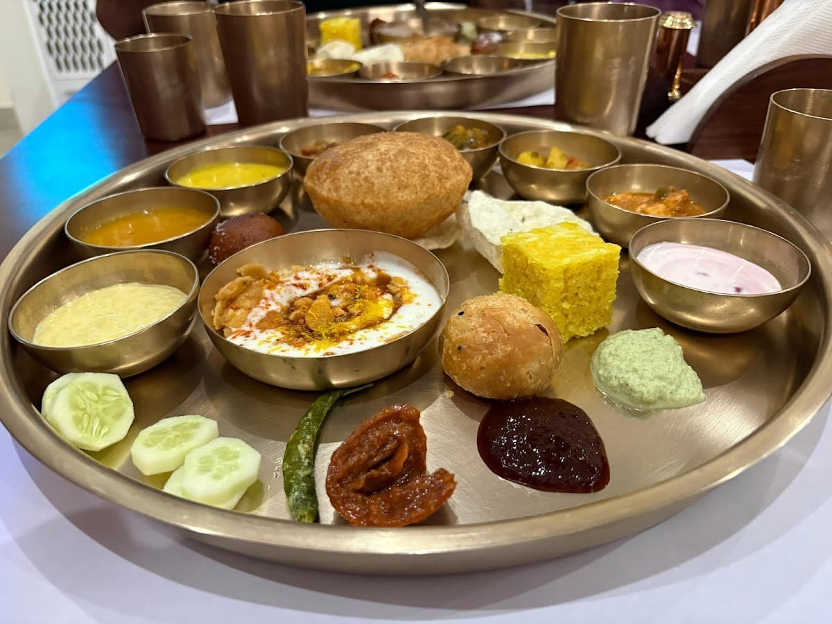 Shree Shivay Thali Dining Varanasi thumbnail 3