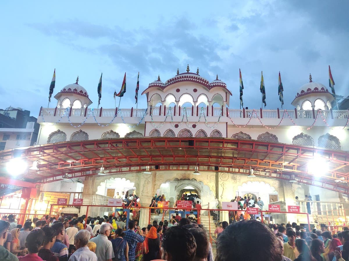 Moti Dungri Ganesh Ji Temple thumbnail 3
