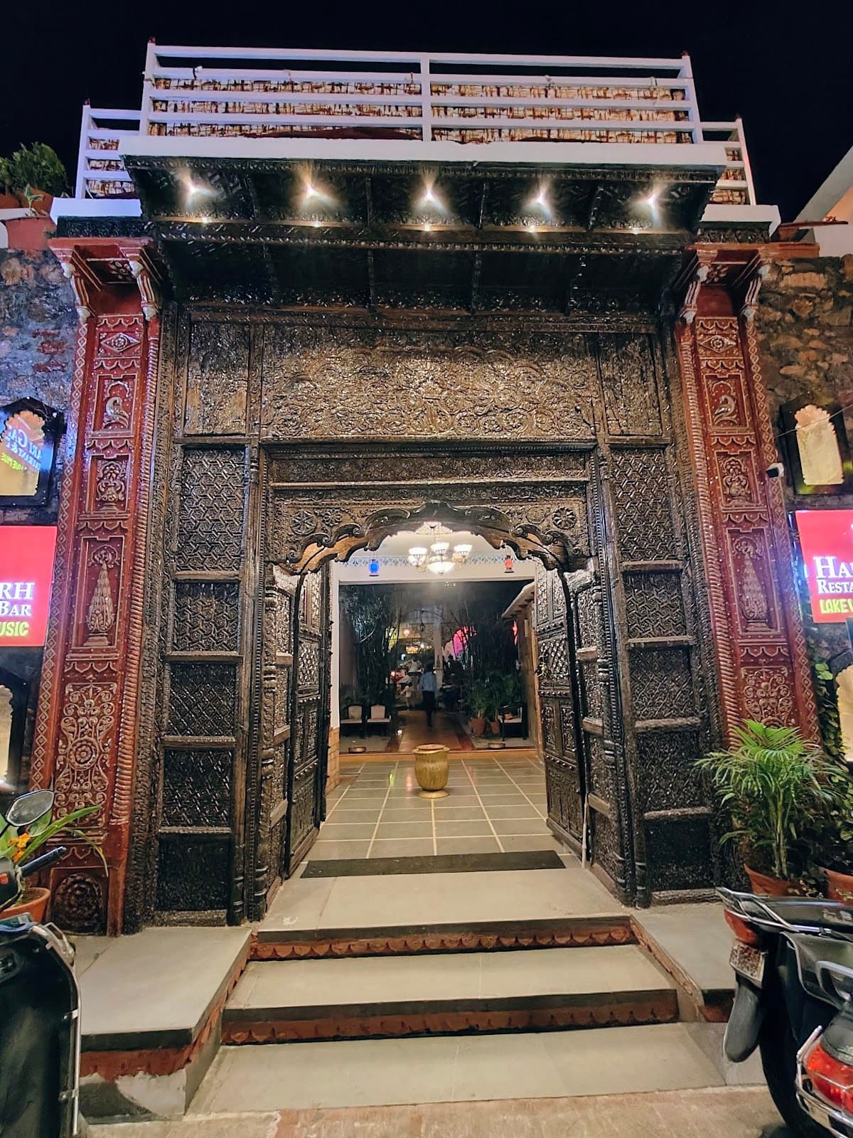 Restaurant Harigarh thumbnail 3