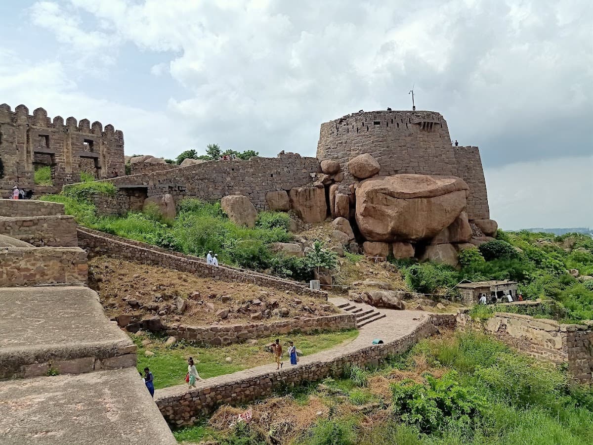 Golconda Fort thumbnail 3