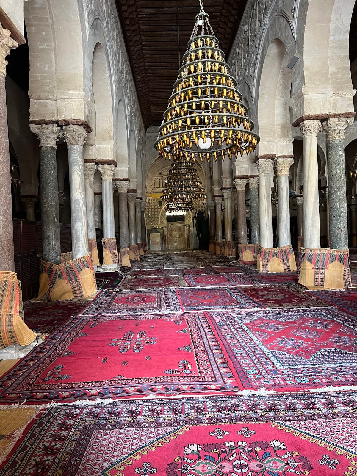 Mosque of the Three Doors thumbnail 3