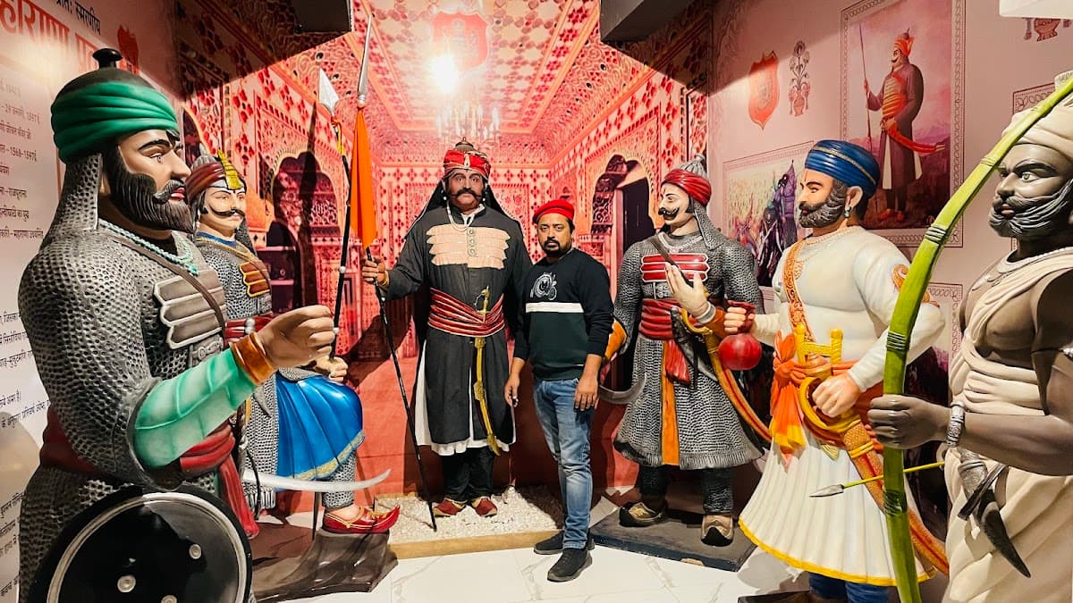 Wax Museum Udaipur thumbnail 2