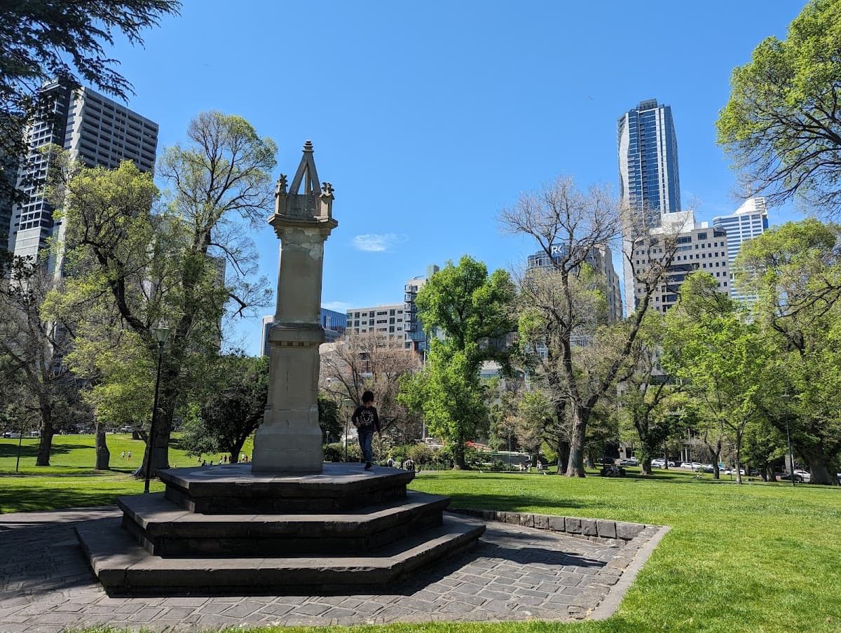 Flagstaff Gardens thumbnail 2