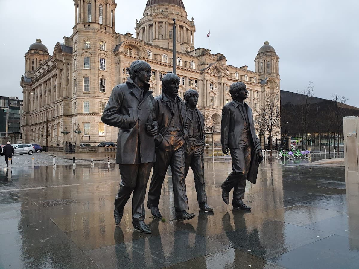 Liverpool Waterfront thumbnail 2