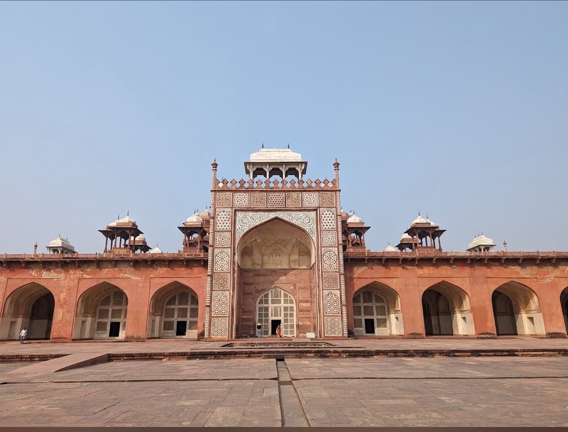 Sikandra Fort thumbnail 2