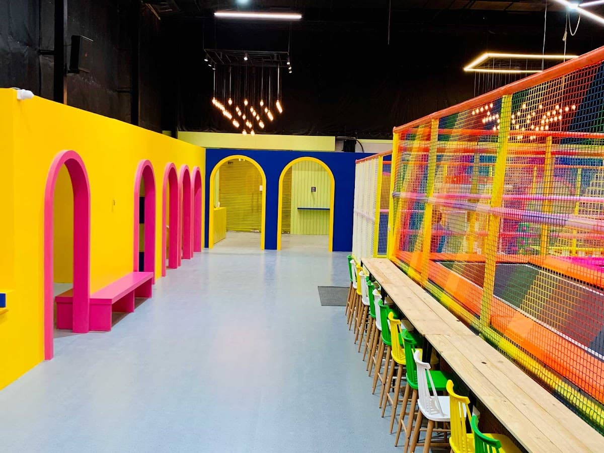 Zooper India Trampoline Park Gurgaon thumbnail 2