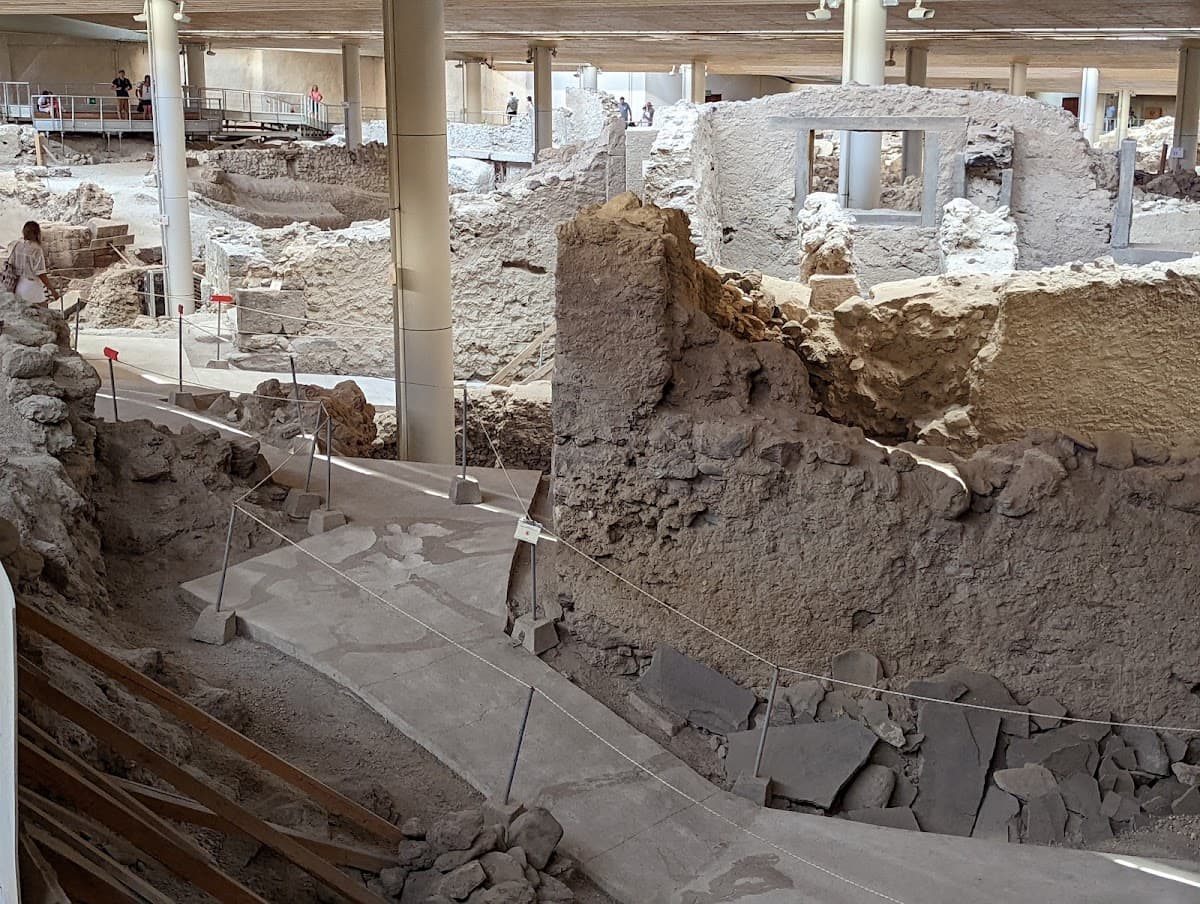 Akrotiri thumbnail 2