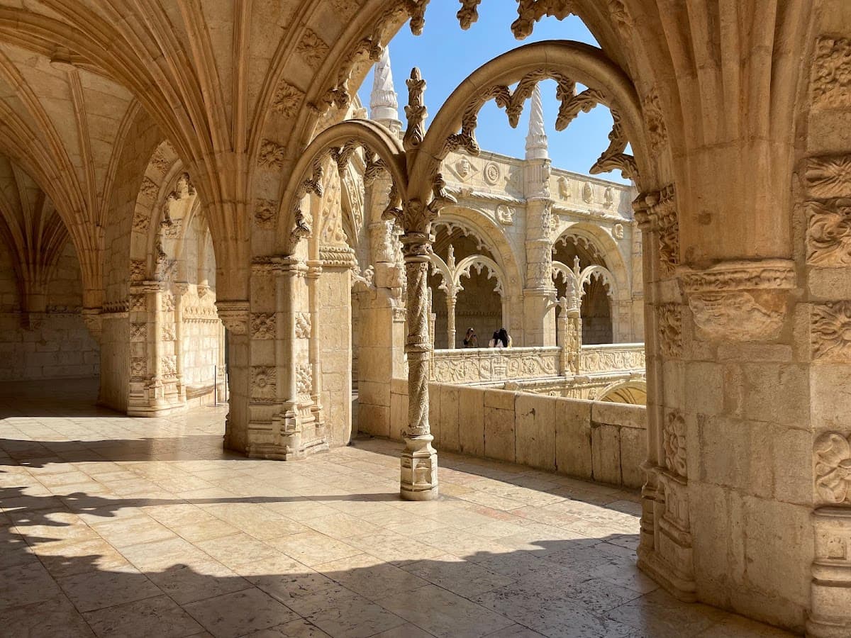 Jerónimos Monastery photo 1