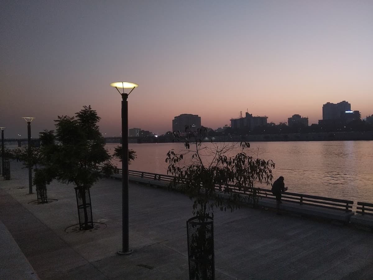 Sabarmati Riverfront thumbnail 3