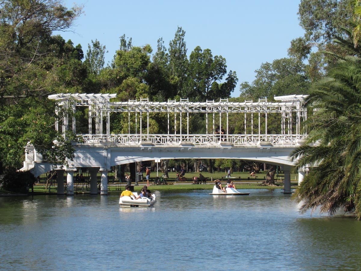 Tres de Febrero Park thumbnail 2