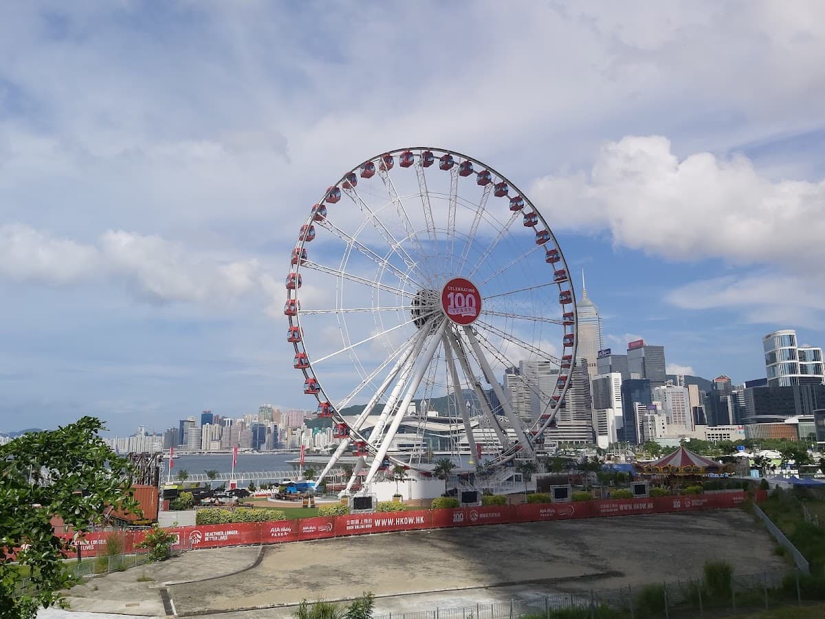 Hong Kong Observation Wheel thumbnail 2