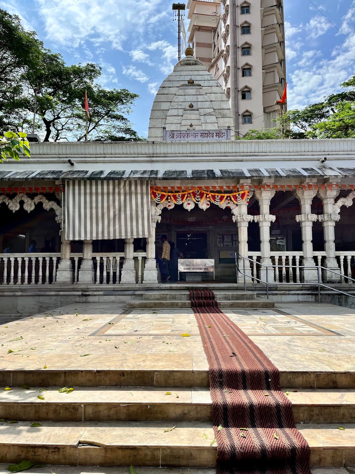 Shri Mahalakshmi Devi Temple, Mumbai thumbnail 3