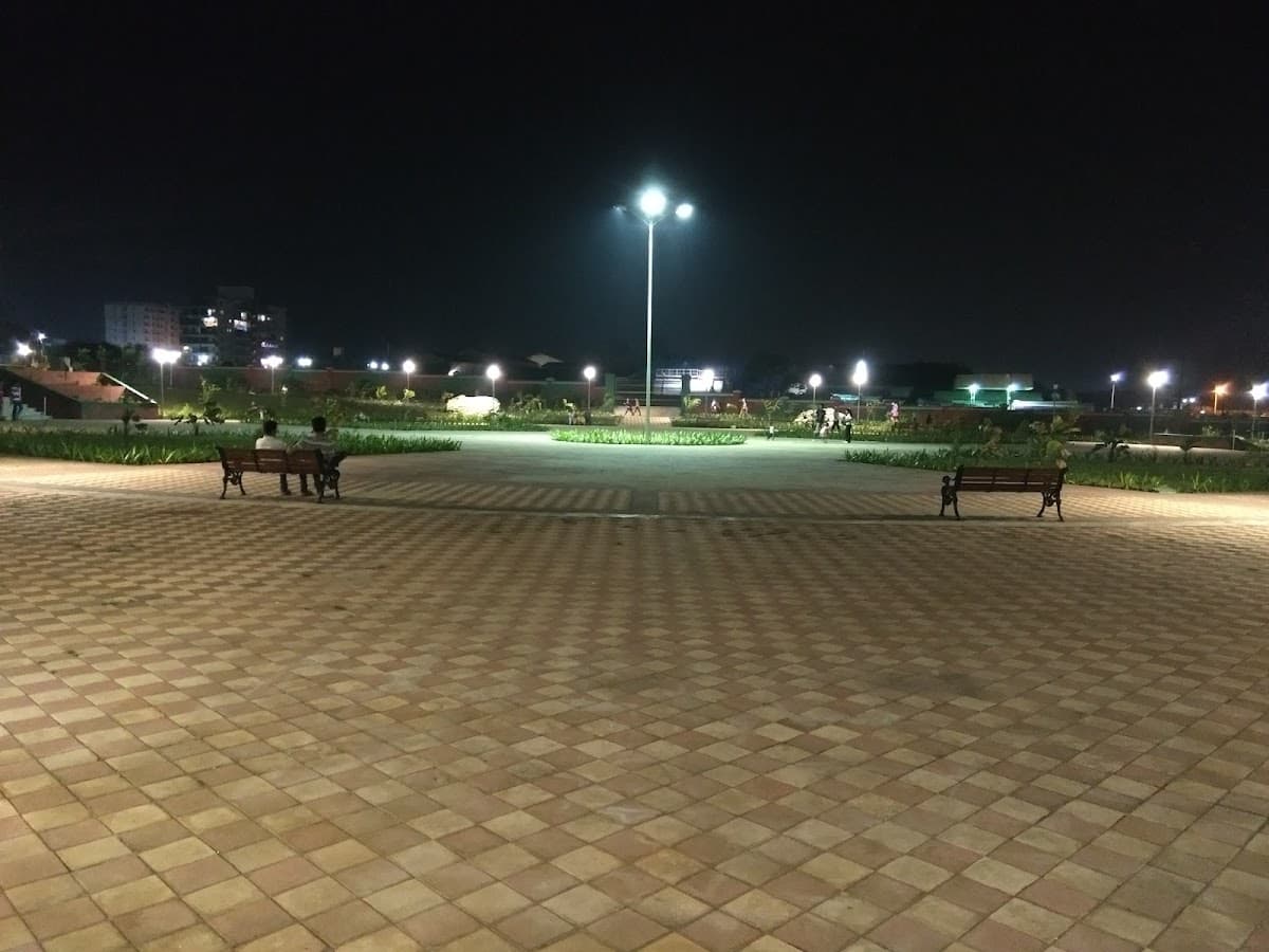 Joggers Park thumbnail 3