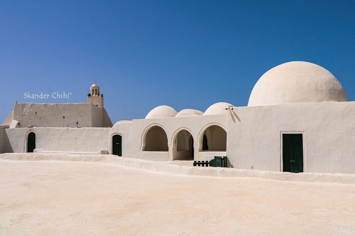 Fadhloun Mosque thumbnail 2