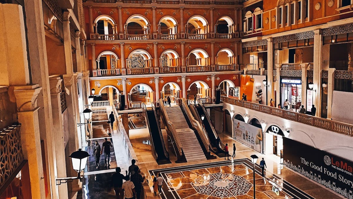 The Grand Venice Mall thumbnail 2