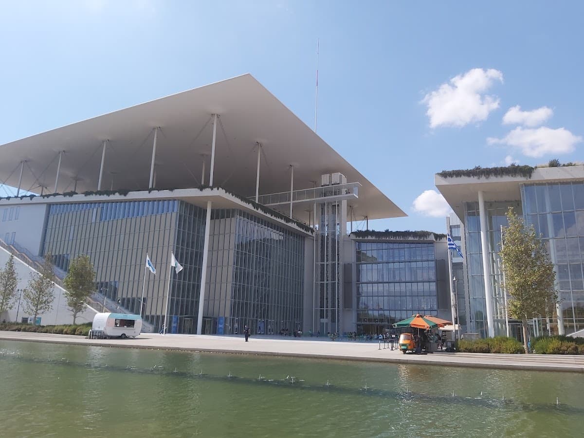 Stavros Niarchos Park thumbnail 3