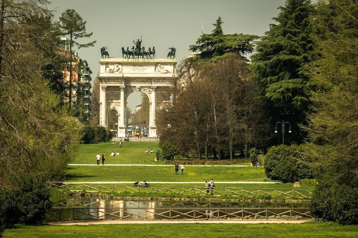 Parco Sempione thumbnail 2