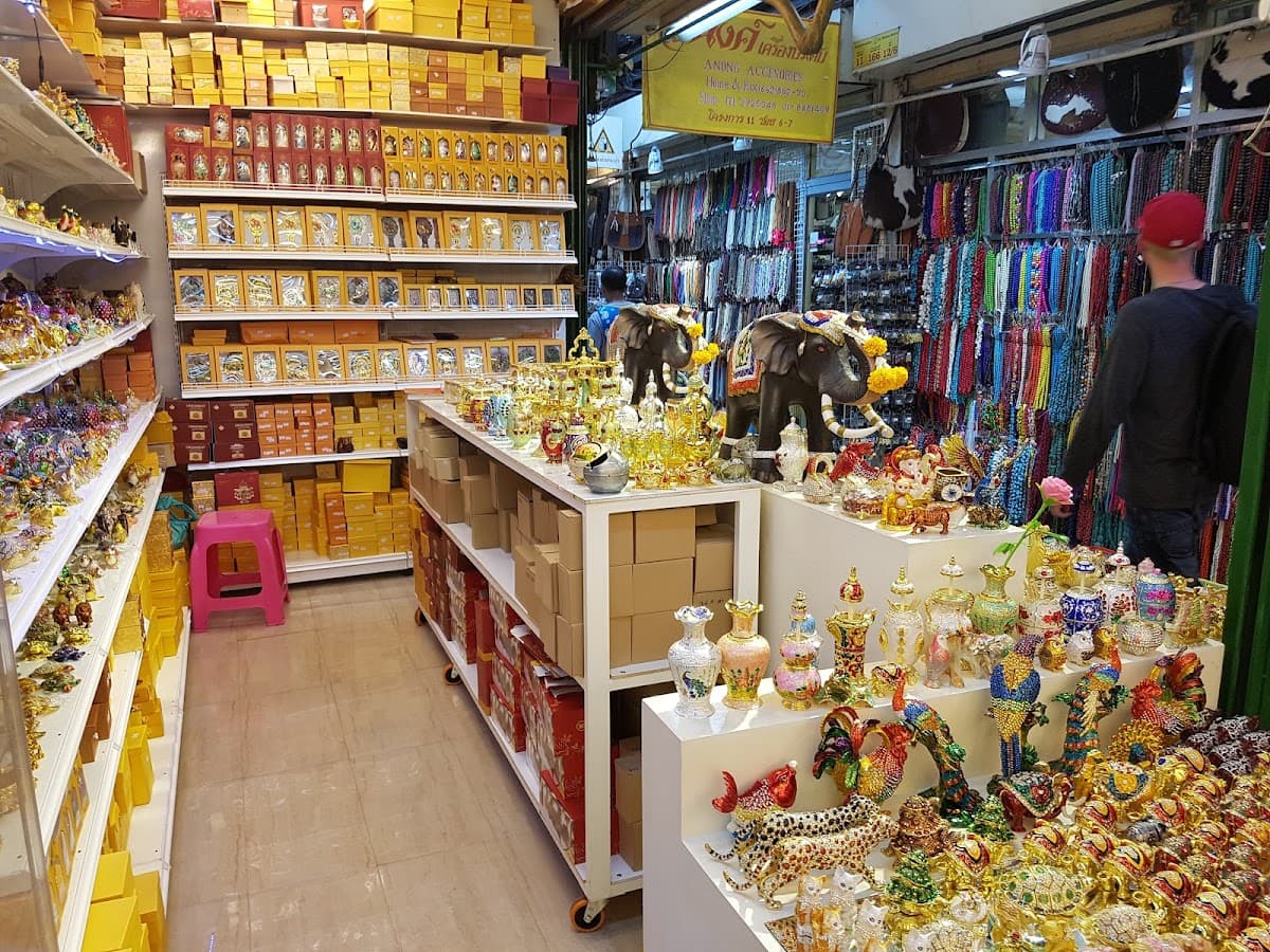 Chatuchak Weekend Market thumbnail 3