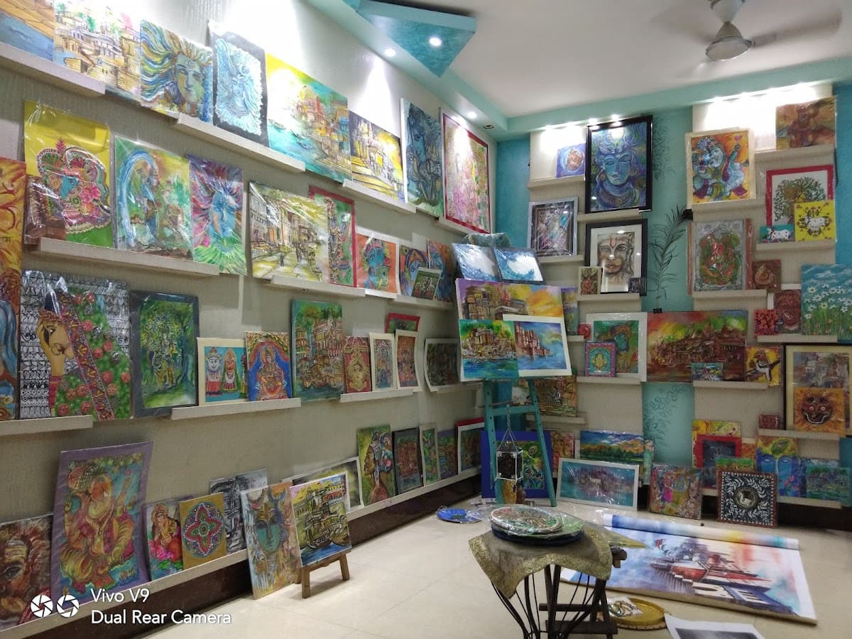 Ruchika Art Gallery thumbnail 2