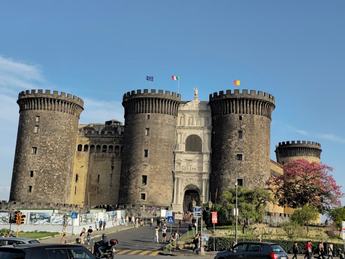 Castel Nuovo 1