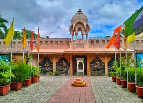 Gulab Bagh thumbnail 3