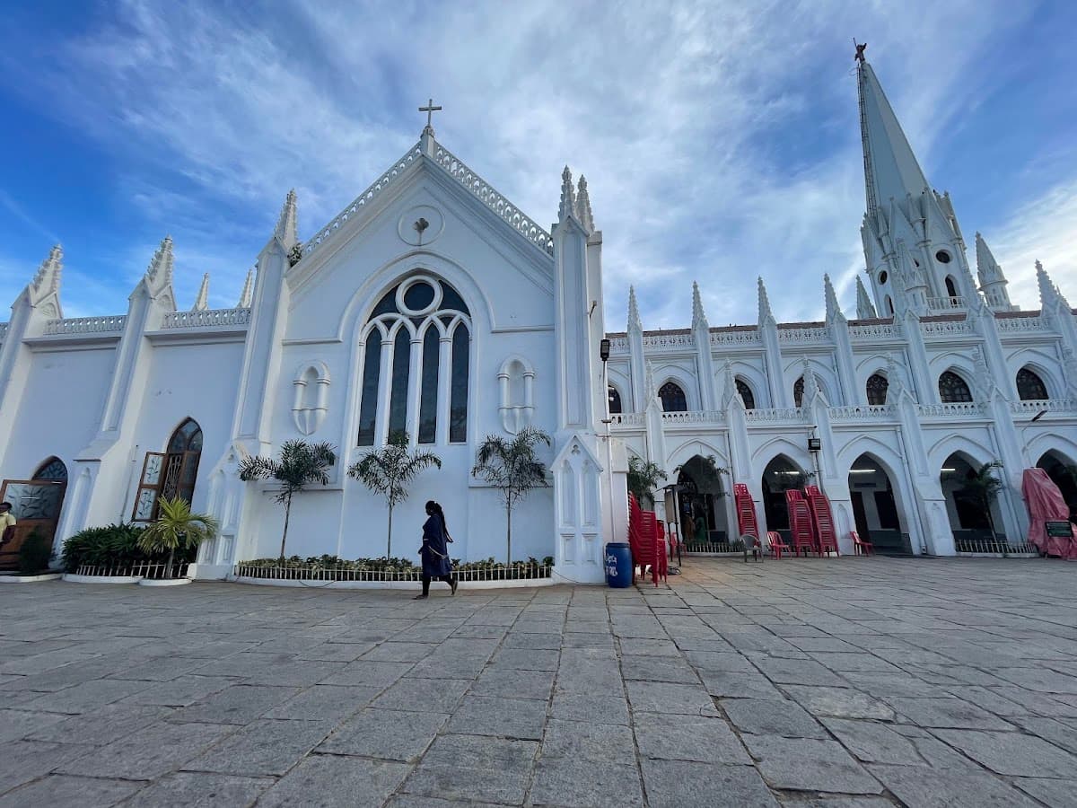 Santhome Cathedral Basilica thumbnail 2