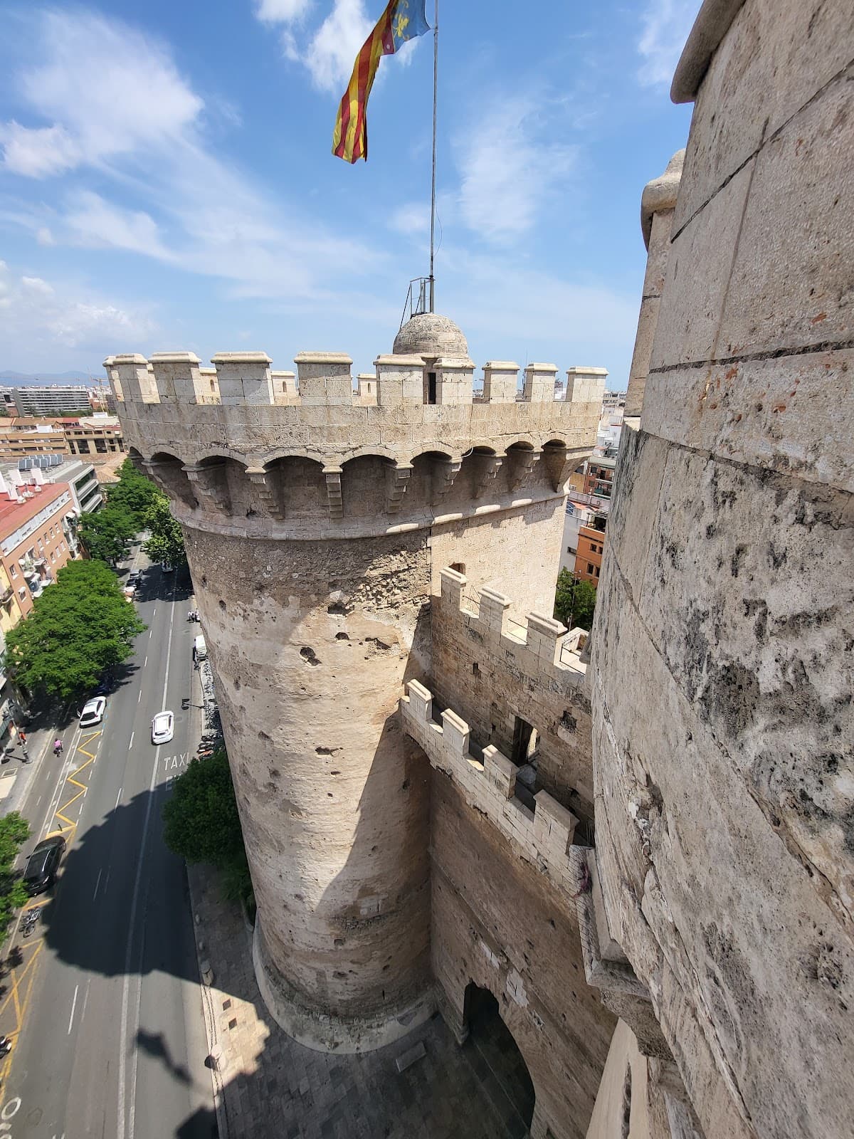 Quart Towers thumbnail 2