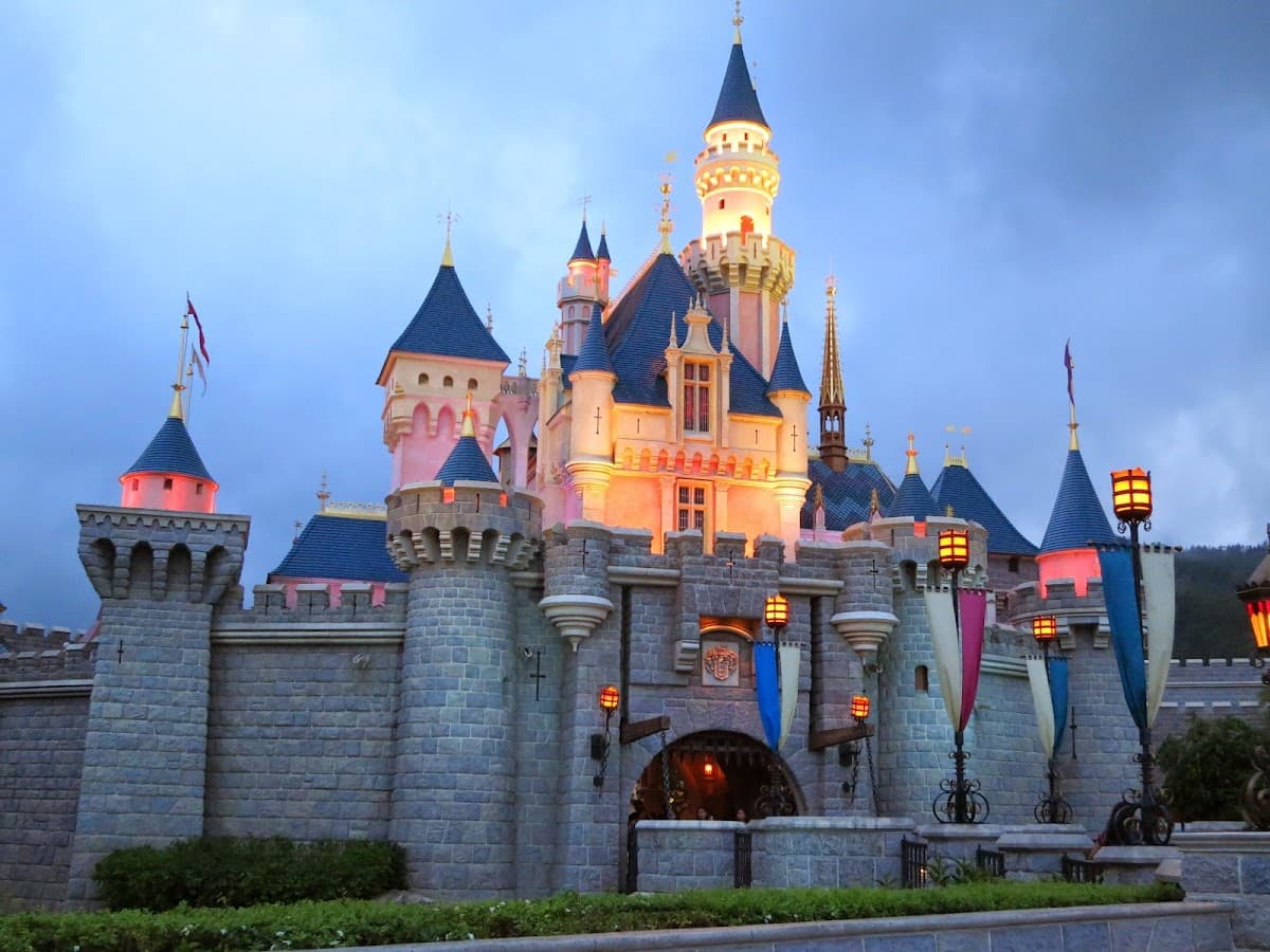 Hong Kong Disneyland thumbnail 2
