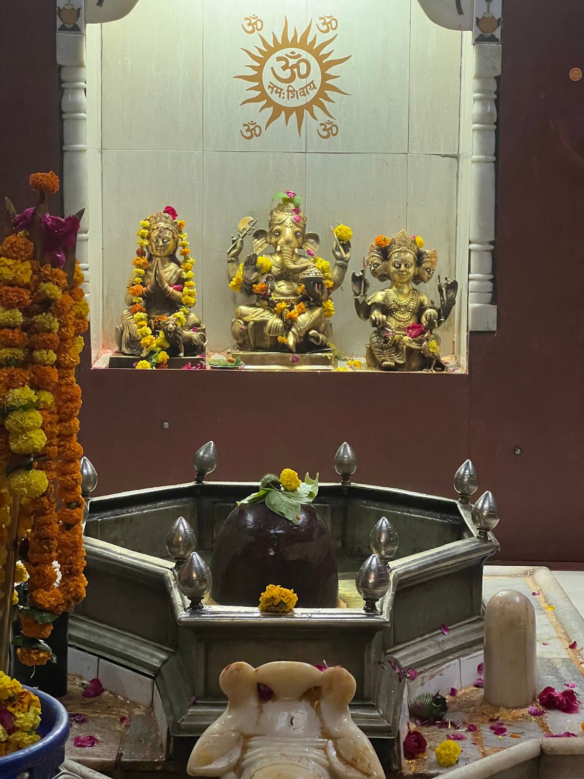 Shri Mankameshwar Temple, Agra thumbnail 3