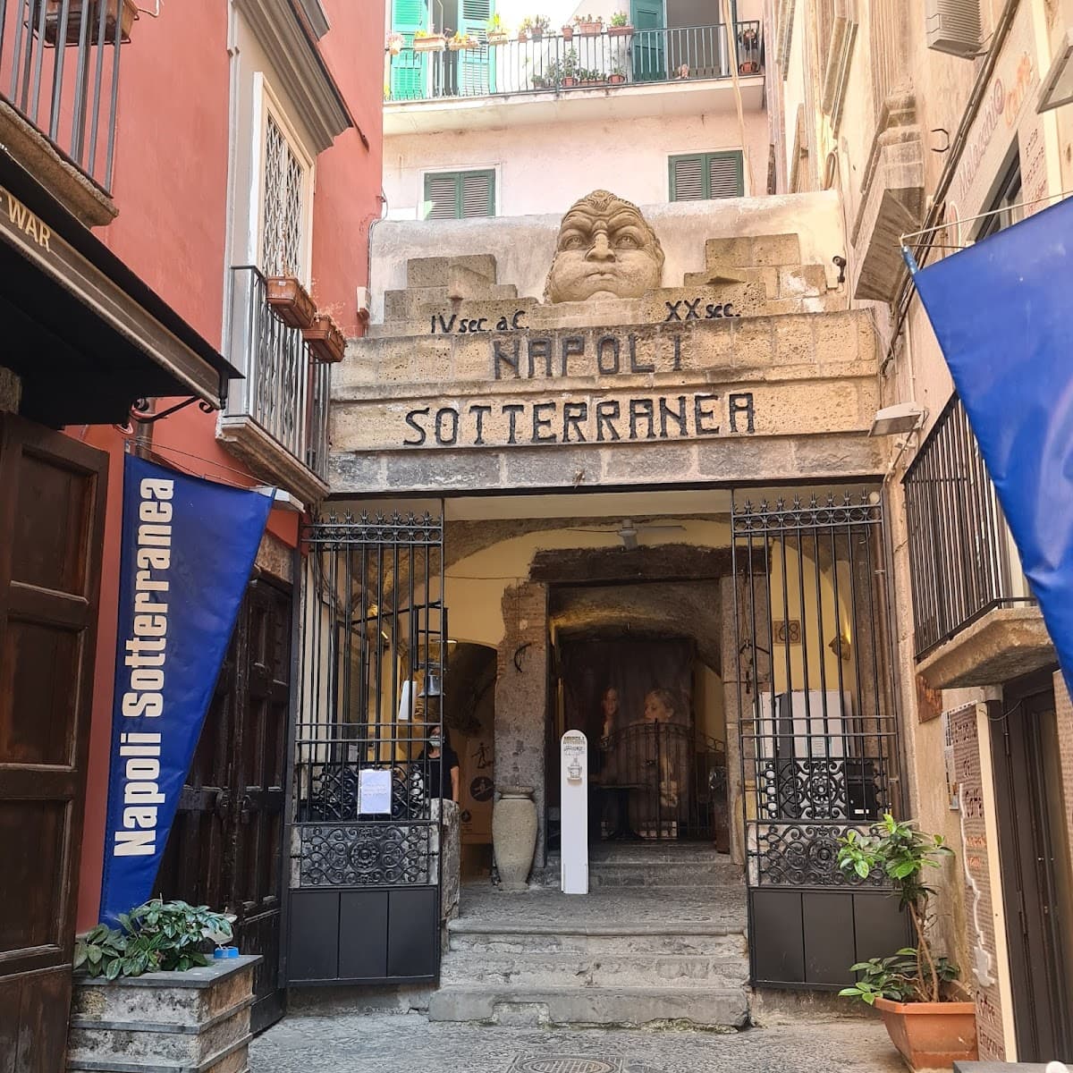 Underground Naples thumbnail 2