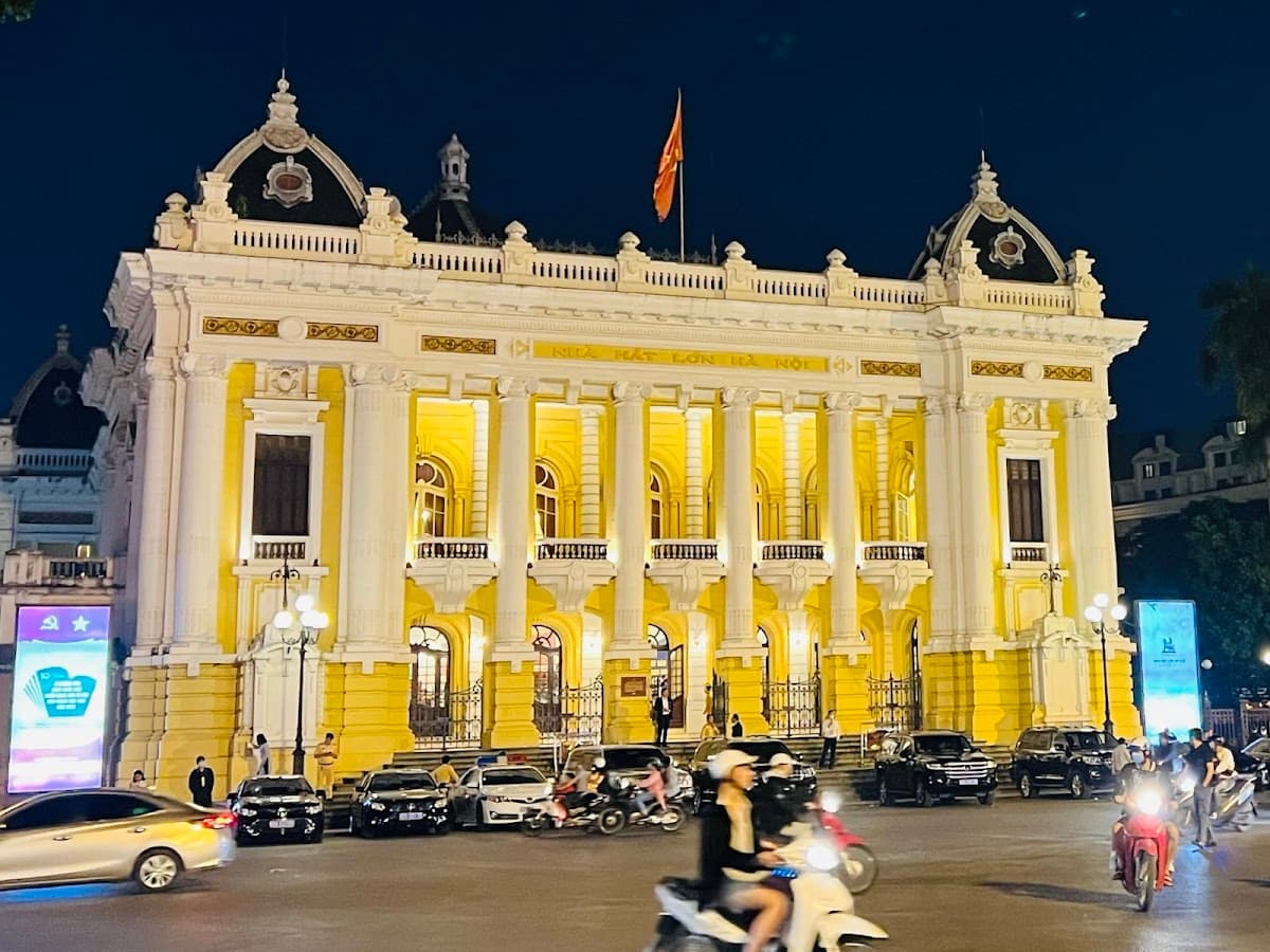 Hanoi Opera House thumbnail 2