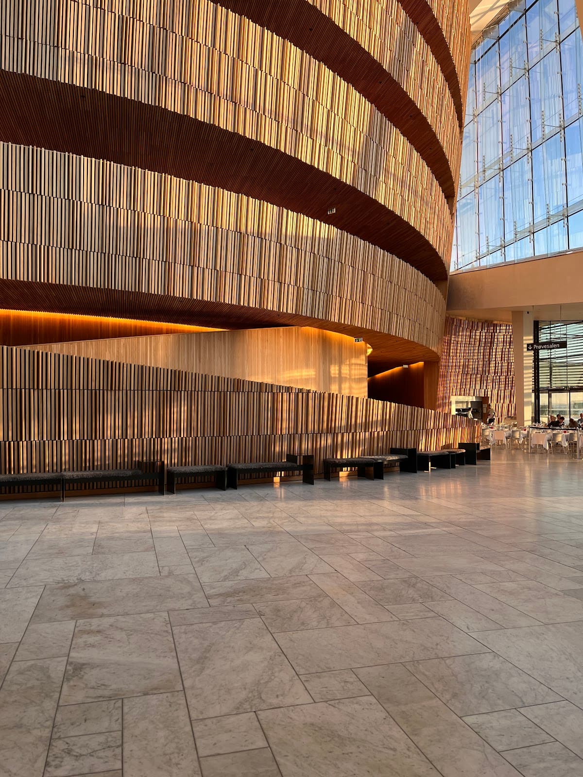 Oslo Opera House thumbnail 3