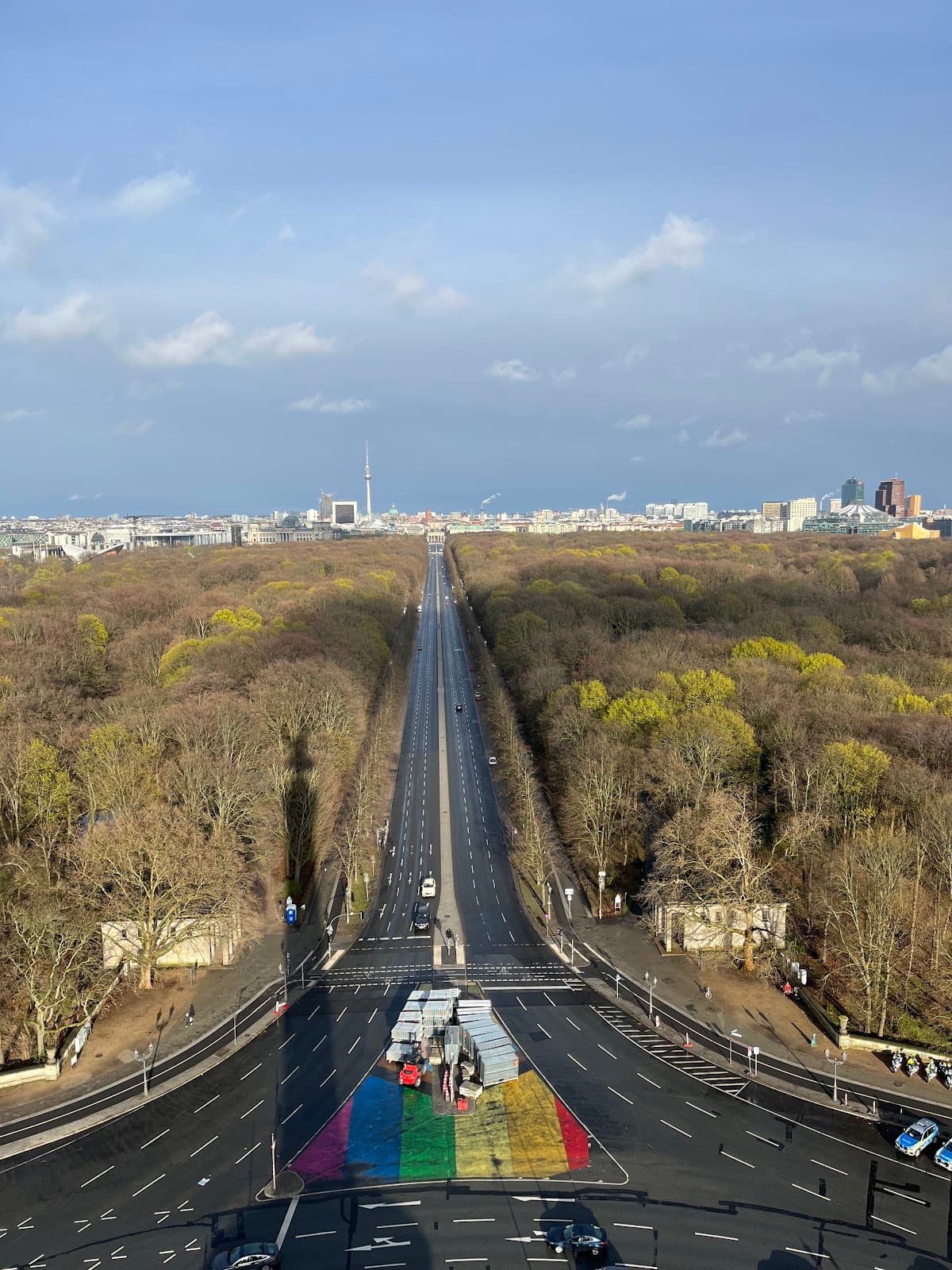 Victory Column thumbnail 2