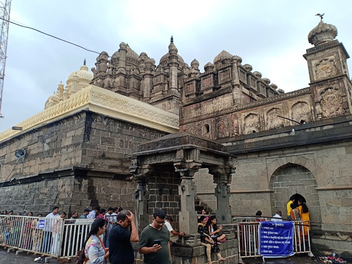 Bhuleshwar Temple thumbnail 3