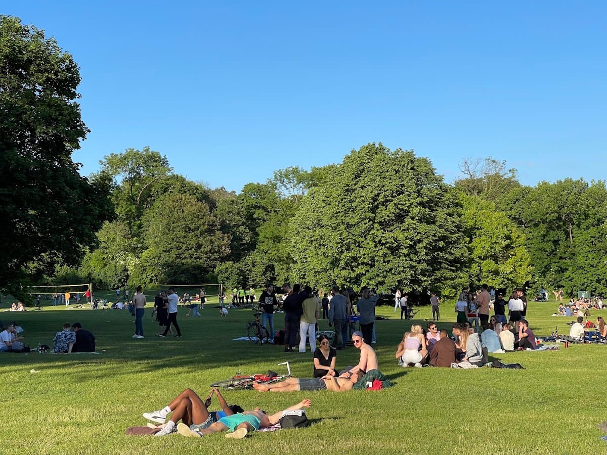 English Garden thumbnail 2