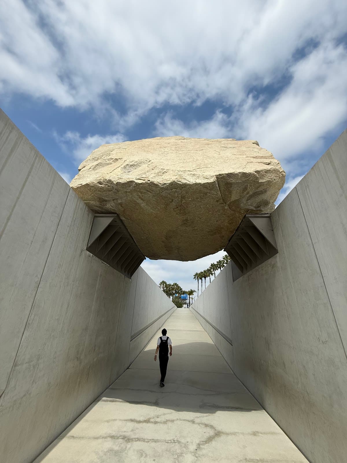 Los Angeles County Museum of Art thumbnail 2