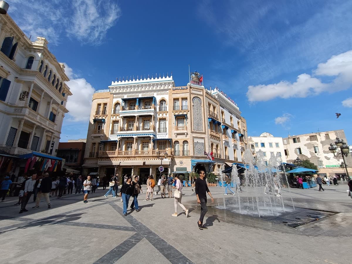 Victory Square thumbnail 3