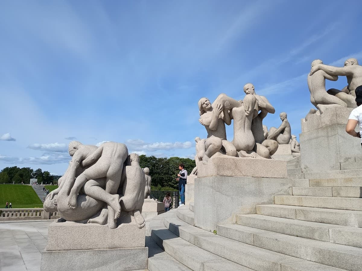 Frogner Park thumbnail 3