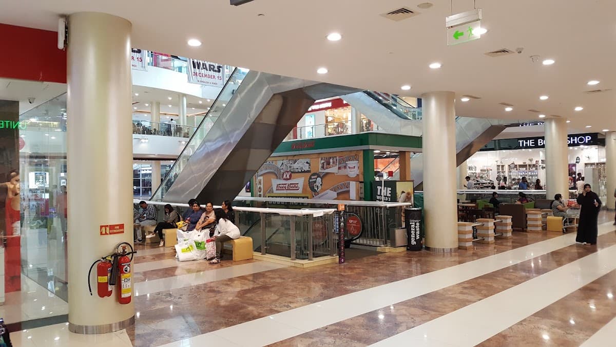 Lake Shore Mall - Thane