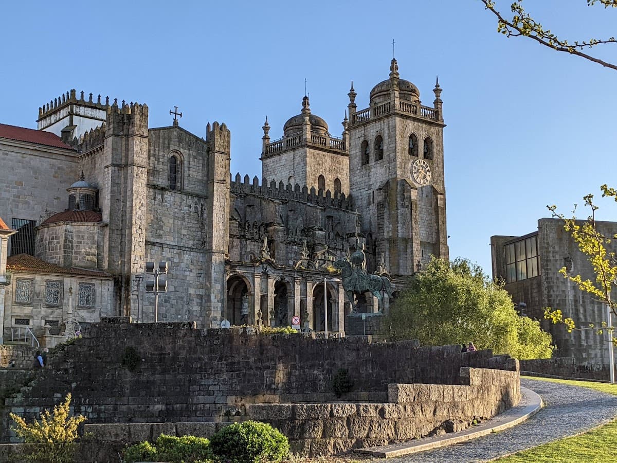 Porto Cathedral thumbnail 2