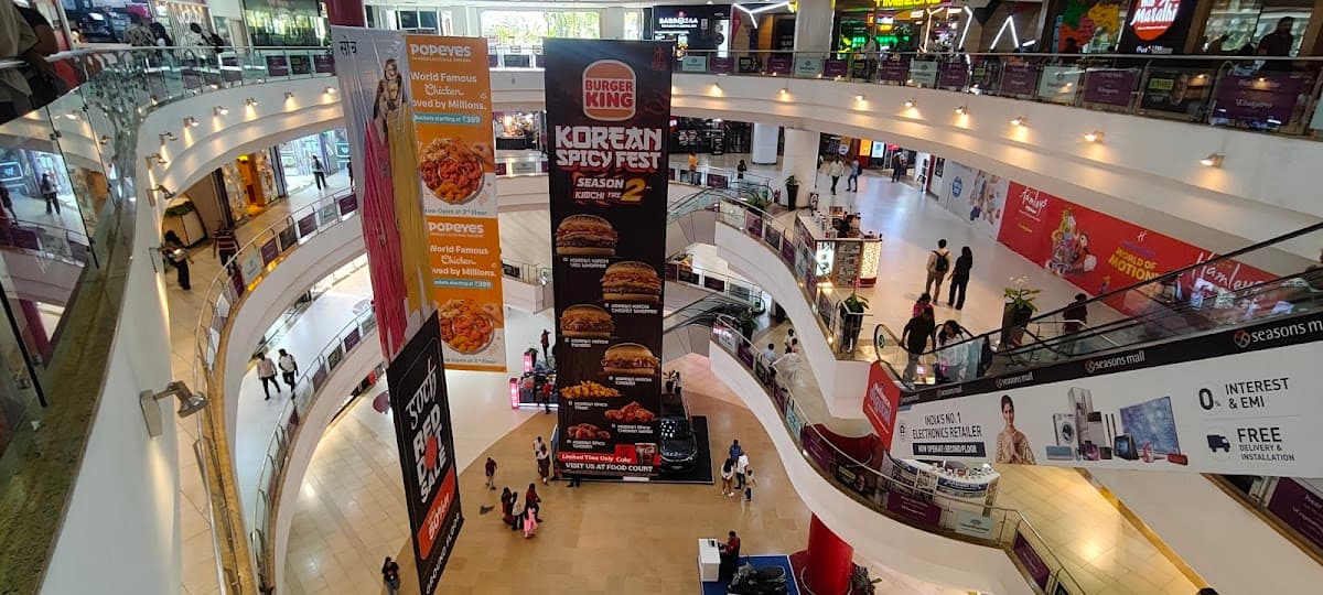 Seasons Mall thumbnail 2