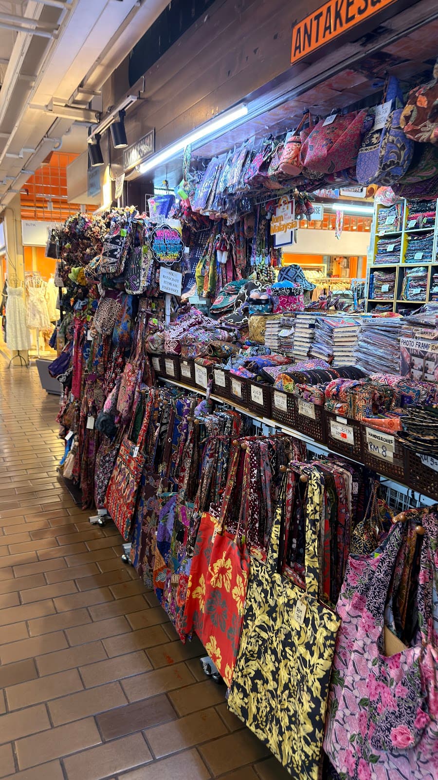 Central Market thumbnail 2