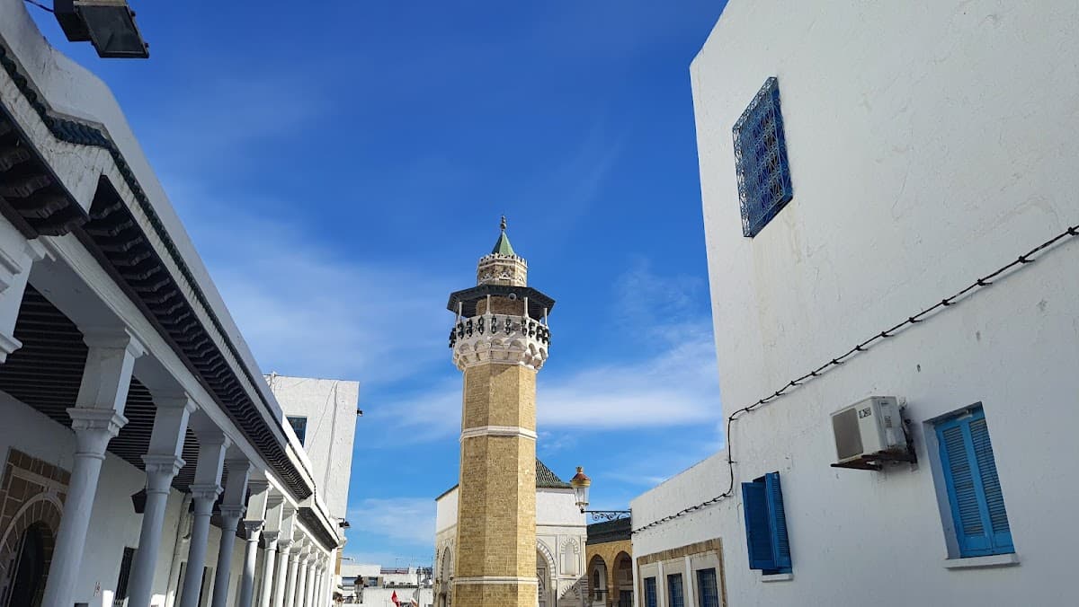 Kasbah Mosque thumbnail 3