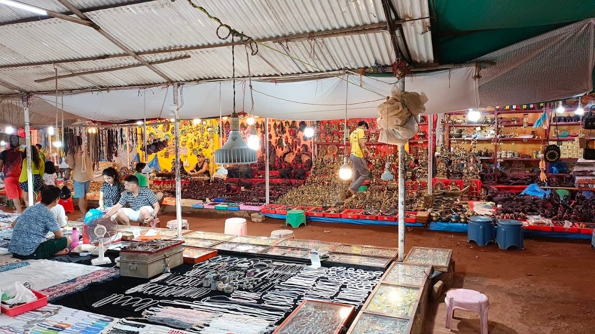 Calangute Beach Road Mall thumbnail 3
