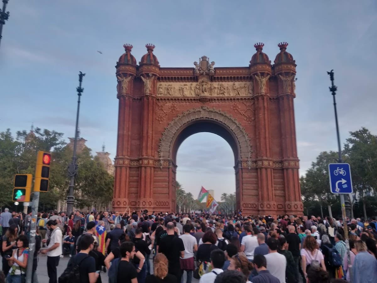 Arc de Triomf thumbnail 2