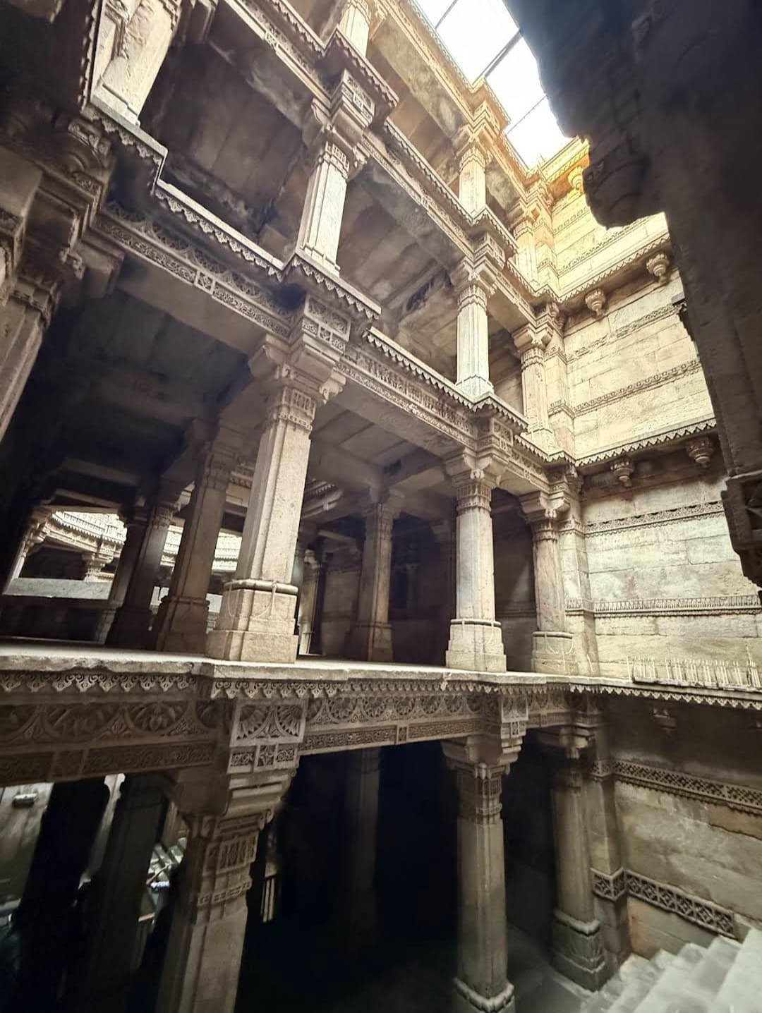 The Adalaj Stepwell thumbnail 3