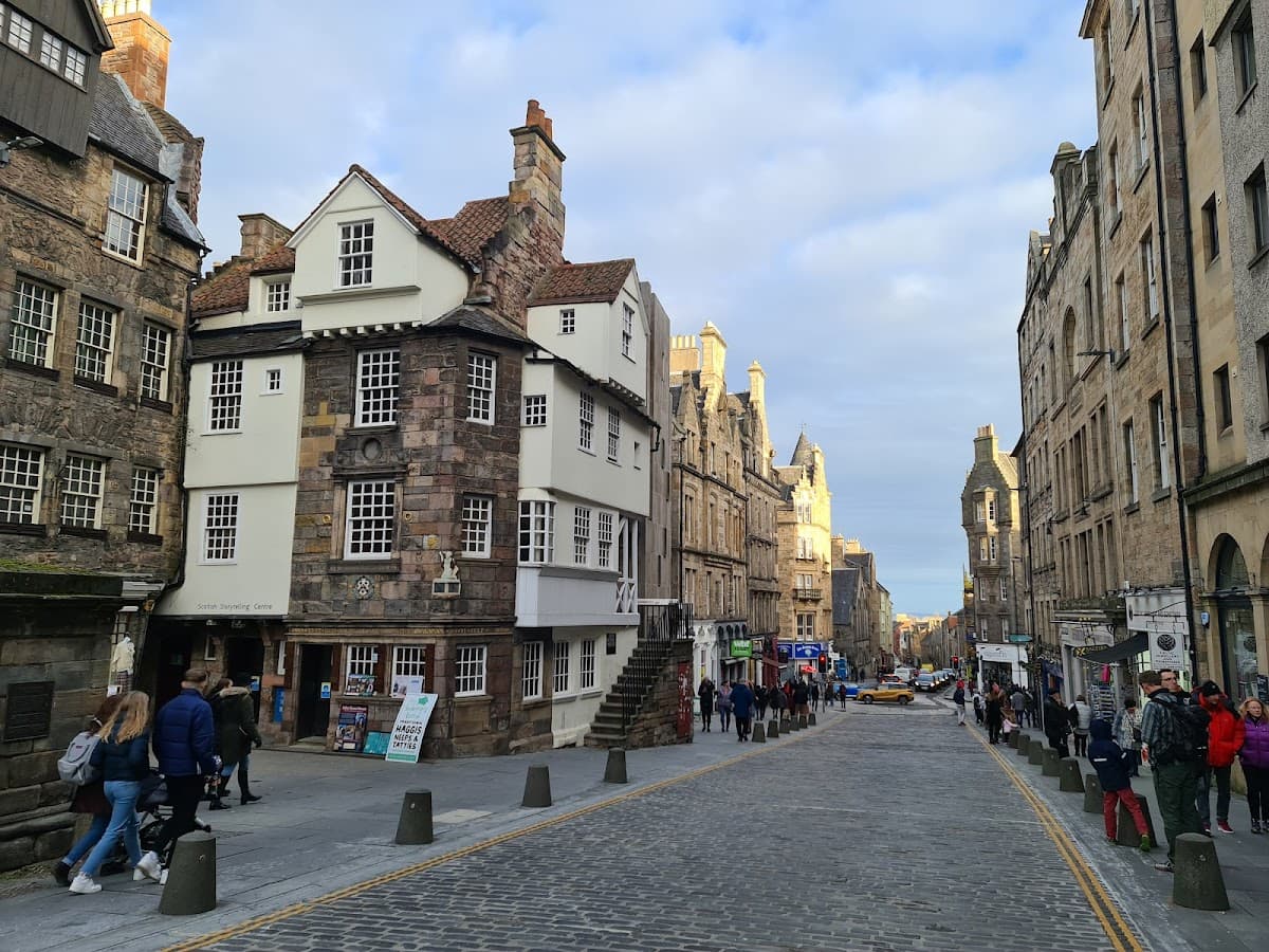 Royal Mile thumbnail 2